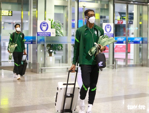 Tuyển Saudi Arabia có mặt ở Việt Nam, mang hơn 10 tấn hành lý - Ảnh 3. Tuyển Saudi Arabia có mặt ở Việt Nam, mang hơn 10 tấn hành lý - Ảnh 3.