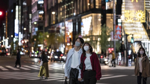Số ca nhiễm COVID-19 ở Tokyo cao gấp 4 lần thống kê chính thức - Ảnh 1. Số ca nhiễm COVID-19 ở Tokyo cao gấp 4 lần thống kê chính thức - Ảnh 1.