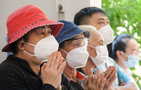 Nhớ về mất mát để xoa dịu nỗi đau - Ảnh 1. Nhớ về mất mát để xoa dịu nỗi đau - Ảnh 1.