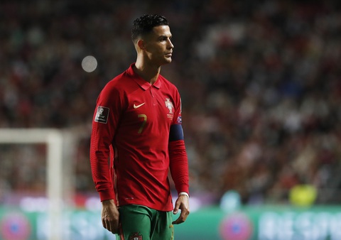 Ronaldo và Bồ Đào Nha mất vé dự World Cup 2022 ở phút 90 - Ảnh 1. Ronaldo và Bồ Đào Nha mất vé dự World Cup 2022 ở phút 90 - Ảnh 1.