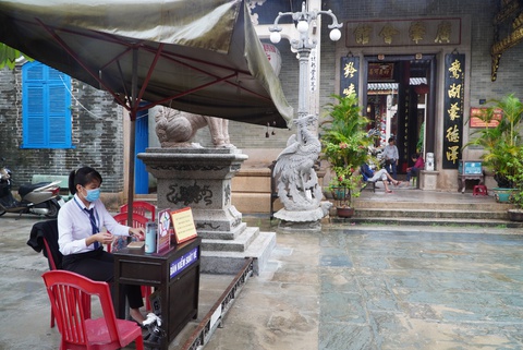 Hội An ngày đầu mở cửa mưa lớn, Quảng Nam chờ hơn 200 du khách Mỹ - Ảnh 3. Hội An ngày đầu mở cửa mưa lớn, Quảng Nam chờ hơn 200 du khách Mỹ - Ảnh 3.