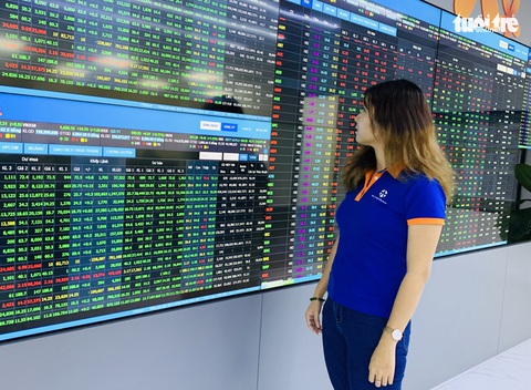 Cổ phiếu giảm giá bị vét sạch trong chớp nhoáng - Ảnh 1. Cổ phiếu giảm giá bị vét sạch trong chớp nhoáng - Ảnh 1.