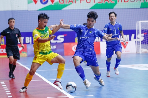 CLB Thái Sơn Nam vẫn chưa thể soán ngôi của Sahako - Ảnh 1. CLB Thái Sơn Nam vẫn chưa thể soán ngôi của Sahako - Ảnh 1.