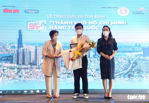 Trao giải TP.HCM nâng tầm quốc tế: Thành phố sẽ là một nơi đáng sống nếu không ai bị lãng quên - Ảnh 14. Trao giải TP.HCM nâng tầm quốc tế: Thành phố sẽ là một nơi đáng sống nếu không ai bị lãng quên - Ảnh 14.