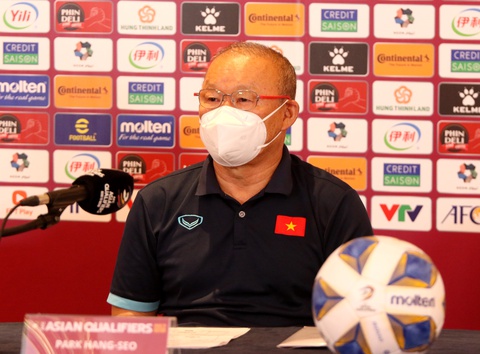 HLV Park Hang Seo: “Các cầu thủ đã cố gắng hết sức” - Ảnh 1. HLV Park Hang Seo: “Các cầu thủ đã cố gắng hết sức” - Ảnh 1.
