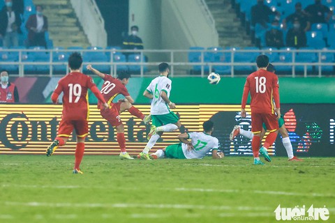 Việt Nam - Saudi Arabia 0-1: Nỗ lực đến giây cuối cùng - Ảnh 10. Việt Nam - Saudi Arabia 0-1: Nỗ lực đến giây cuối cùng - Ảnh 10.