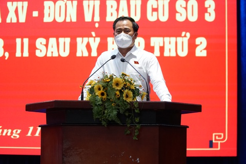 Cử tri TP.HCM than phiền về giá xăng dầu - Ảnh 2. Cử tri TP.HCM than phiền về giá xăng dầu - Ảnh 2.
