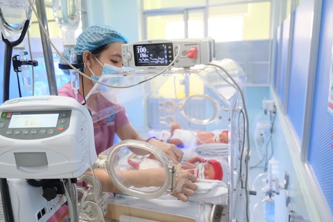 Nhiều thai phụ mắc COVID-19 ở TP.HCM trở nặng vì không tiêm vắc xin - Ảnh 1. Nhiều thai phụ mắc COVID-19 ở TP.HCM trở nặng vì không tiêm vắc xin - Ảnh 1.