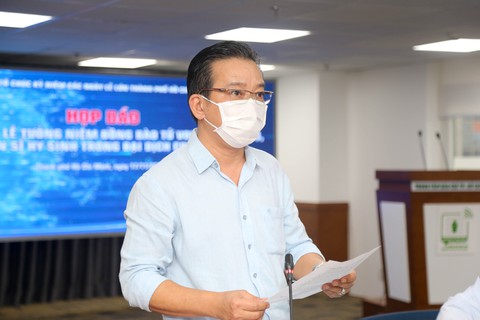 Bệnh nhân COVID-19 tử vong ở TP.HCM: nữ nhiều hơn nam, 86% trên 50 tuổi với hơn một nửa trên 65 tuổi - Ảnh 2. Bệnh nhân COVID-19 tử vong ở TP.HCM: nữ nhiều hơn nam, 86% trên 50 tuổi với hơn một nửa trên 65 tuổi - Ảnh 2.