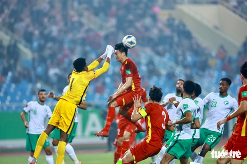 Vòng loại thứ 3 World Cup 2022, Việt Nam - Saudi Arabia 0-1: Chênh lệch đẳng cấp - Ảnh 2. Vòng loại thứ 3 World Cup 2022, Việt Nam - Saudi Arabia 0-1: Chênh lệch đẳng cấp - Ảnh 2.