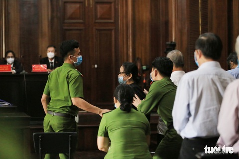 VKS đề nghị bà Dương Thị Bạch Diệp án chung thân, ông Nguyễn Thành Tài 5-6 năm tù - Ảnh 2. VKS đề nghị bà Dương Thị Bạch Diệp án chung thân, ông Nguyễn Thành Tài 5-6 năm tù - Ảnh 2.