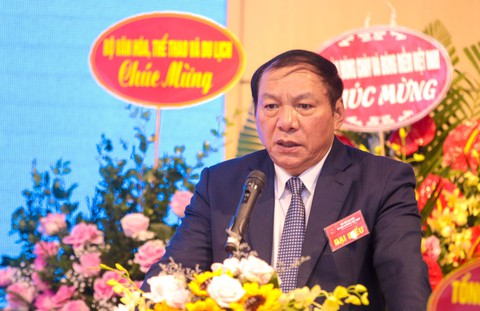 Bộ trưởng Nguyễn Văn Hùng được bầu làm chủ tịch Ủy ban Olympic quốc gia Việt Nam - Ảnh 1. Bộ trưởng Nguyễn Văn Hùng được bầu làm chủ tịch Ủy ban Olympic quốc gia Việt Nam - Ảnh 1.