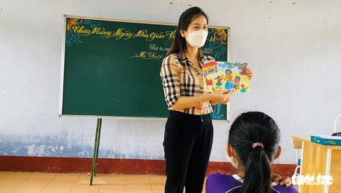 Ngày nhà giáo đặc biệt trong khu cách ly - Ảnh 1. Ngày nhà giáo đặc biệt trong khu cách ly - Ảnh 1.