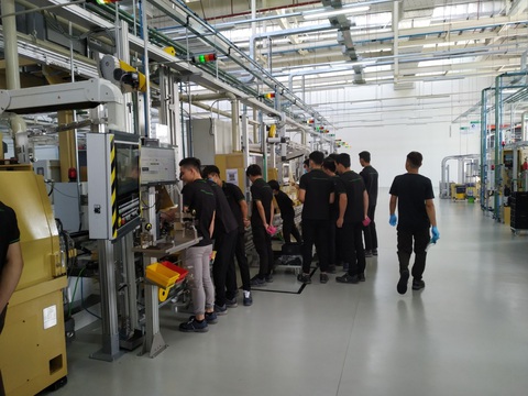 Schaeffler kỷ niệm năm đầu tiên của chương trình Đào tạo nghề tại Việt Nam - Ảnh 2. Schaeffler kỷ niệm năm đầu tiên của chương trình Đào tạo nghề tại Việt Nam - Ảnh 2.