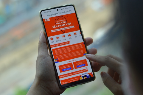 Shopee khởi động chiến dịch tôn vinh sản phẩm Việt - Ảnh 1. Shopee khởi động chiến dịch tôn vinh sản phẩm Việt - Ảnh 1.