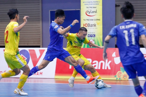 Đội dẫn đầu Giải futsal VĐQG 2021 có 9 thành viên dương tính với COVID-19 - Ảnh 2. Đội dẫn đầu Giải futsal VĐQG 2021 có 9 thành viên dương tính với COVID-19 - Ảnh 2.