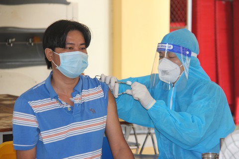 Cần Thơ: Thêm gần 1.000 ca COVID-19 mới trong ngày - Ảnh 1. Cần Thơ: Thêm gần 1.000 ca COVID-19 mới trong ngày - Ảnh 1.