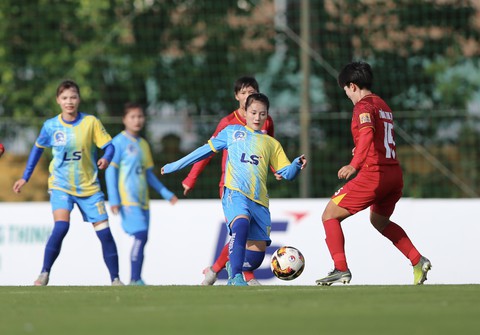 Giảm tiền thưởng lẫn số đội tham dự Giải bóng đá nữ vô địch quốc gia 2021 - Ảnh 1. Giảm tiền thưởng lẫn số đội tham dự Giải bóng đá nữ vô địch quốc gia 2021 - Ảnh 1.