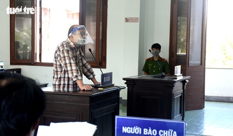 Cựu phó trưởng cơ quan đại diện báo Văn Nghệ được giảm án tù - Ảnh 2. Cựu phó trưởng cơ quan đại diện báo Văn Nghệ được giảm án tù - Ảnh 2.
