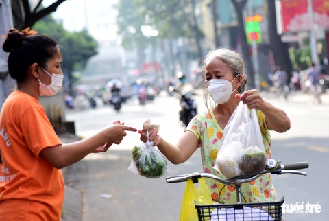 Khách hàng khen tôi nấu phở ngày càng lên tay - Ảnh 2. Khách hàng khen tôi nấu phở ngày càng lên tay - Ảnh 2.