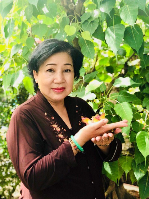 Mẹ anh Điệp trong vở cải lương Lan và Điệp qua đời - Ảnh 1. Mẹ anh Điệp trong vở cải lương Lan và Điệp qua đời - Ảnh 1.