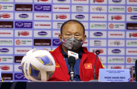 HLV Park Hang Seo: Chỉ thắng Myanmar 1-0, tôi không có nhiều điều chia sẻ... - Ảnh 1. HLV Park Hang Seo: Chỉ thắng Myanmar 1-0, tôi không có nhiều điều chia sẻ... - Ảnh 1.