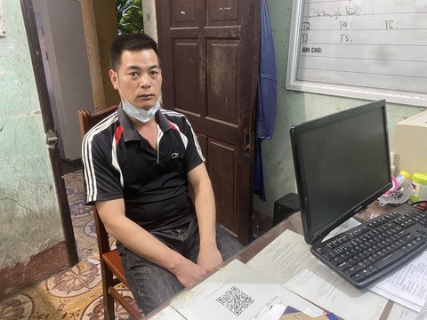 Khởi tố bị can đâm vợ chết, bố vợ bị thương khi đang giải quyết mâu thuẫn tại tòa án - Ảnh 1. Khởi tố bị can đâm vợ chết, bố vợ bị thương khi đang giải quyết mâu thuẫn tại tòa án - Ảnh 1.