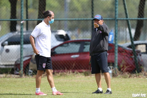 CLB TP.HCM chưa chốt Lee Nguyễn cho V-League 2022 - Ảnh 2. CLB TP.HCM chưa chốt Lee Nguyễn cho V-League 2022 - Ảnh 2.