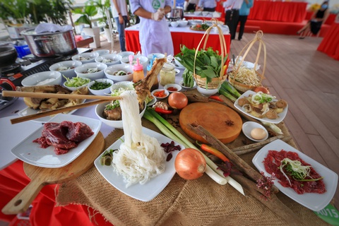 Đi tìm người nấu phở ngon 2021: Kỳ vọng nhiều tô phở sáng tạo - Ảnh 11. Đi tìm người nấu phở ngon 2021: Kỳ vọng nhiều tô phở sáng tạo - Ảnh 11.