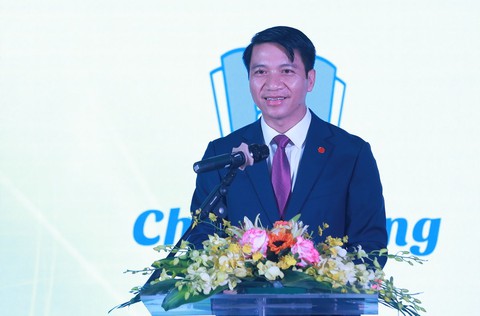 Tuyên dương 50 thầy cô giáo có sáng kiến chia khó với trò trong dịch COVID-19 - Ảnh 2. Tuyên dương 50 thầy cô giáo có sáng kiến chia khó với trò trong dịch COVID-19 - Ảnh 2.