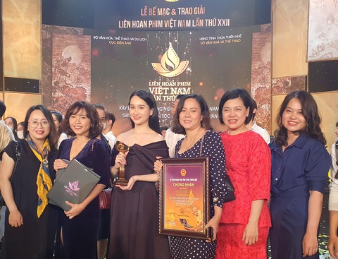 Giải Bông sen vàng đánh giá cao yếu tố cảm xúc - Ảnh 1. Giải Bông sen vàng đánh giá cao yếu tố cảm xúc - Ảnh 1.