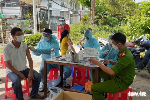 An Giang 6 ngày giảm ca nhiễm, nhiều tỉnh ĐBSCL tăng trở lại - Ảnh 2. An Giang 6 ngày giảm ca nhiễm, nhiều tỉnh ĐBSCL tăng trở lại - Ảnh 2.