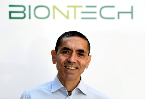 CEO BioNTech: Cần tiêm nhắc lại vắc xin COVID-19 hằng năm - Ảnh 1. CEO BioNTech: Cần tiêm nhắc lại vắc xin COVID-19 hằng năm - Ảnh 1.