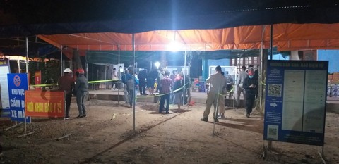 Lạng Sơn mỗi nơi xài một ứng dụng phòng chống COVID-19, vì sao? - Ảnh 1. Lạng Sơn mỗi nơi xài một ứng dụng phòng chống COVID-19, vì sao? - Ảnh 1.