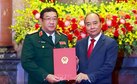 Chủ tịch nước trao quyết định thăng quân hàm thượng tướng cho thứ trưởng Bộ Quốc phòng - Ảnh 1. Chủ tịch nước trao quyết định thăng quân hàm thượng tướng cho thứ trưởng Bộ Quốc phòng - Ảnh 1.