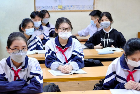Học sinh trở lại trường: Linh động dạy học khi có F0 - Ảnh 2. Học sinh trở lại trường: Linh động dạy học khi có F0 - Ảnh 2.