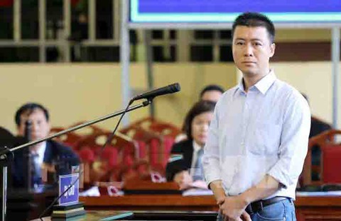 Buộc ông Phan Sào Nam trở lại trại giam ra sao? - Ảnh 1. Buộc ông Phan Sào Nam trở lại trại giam ra sao? - Ảnh 1.