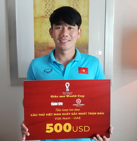 Phó chủ tịch VFF chúc mừng sinh nhật Tuổi Trẻ Online: Tờ báo cổ vũ bóng đá Việt Nam hết mình - Ảnh 2. Phó chủ tịch VFF chúc mừng sinh nhật Tuổi Trẻ Online: Tờ báo cổ vũ bóng đá Việt Nam hết mình - Ảnh 2.