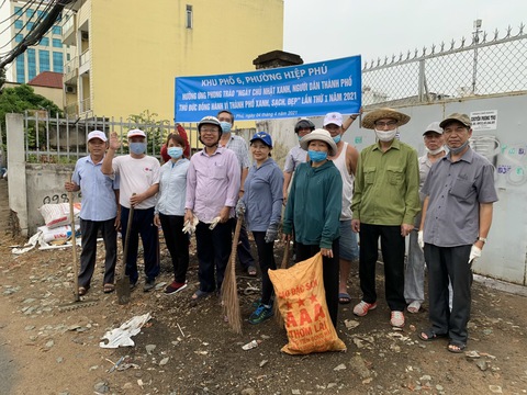 Diễn đàn Môi trường nơi tôi sống: Người lớn phải làm gương... - Ảnh 1. Diễn đàn Môi trường nơi tôi sống: Người lớn phải làm gương... - Ảnh 1.