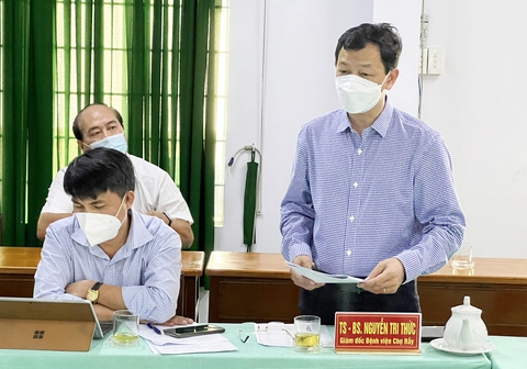 Bệnh viện Chợ Rẫy giúp nâng hạng cho Bệnh viện Đa khoa Vĩnh Long - Ảnh 1. Bệnh viện Chợ Rẫy giúp nâng hạng cho Bệnh viện Đa khoa Vĩnh Long - Ảnh 1.
