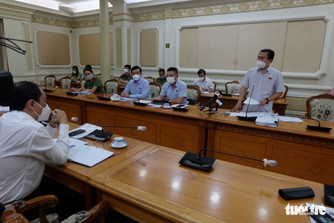 TP.HCM: Chi tiền hỗ trợ COVID-19 chưa đạt phân nửa ở Bình Chánh, Bình Tân - Ảnh 1. TP.HCM: Chi tiền hỗ trợ COVID-19 chưa đạt phân nửa ở Bình Chánh, Bình Tân - Ảnh 1.