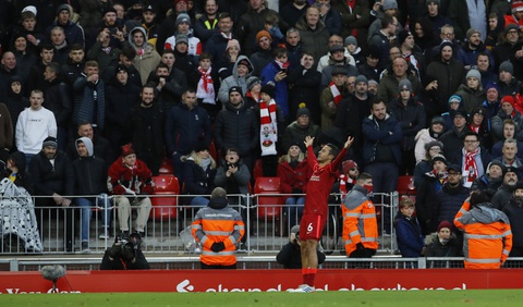Đè bẹp Southampton, Liverpool gia tăng sức ép lên Chelsea - Ảnh 2. Đè bẹp Southampton, Liverpool gia tăng sức ép lên Chelsea - Ảnh 2.