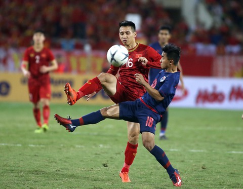 Ông Park triệu tập Hùng Dũng lên đội tuyển đá AFF Cup 2020 - Ảnh 1. Ông Park triệu tập Hùng Dũng lên đội tuyển đá AFF Cup 2020 - Ảnh 1.