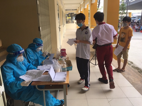 Sóc Trăng kêu gọi trẻ em từ 12 tuổi trở lên đi tiêm vắc xin - Ảnh 1. Sóc Trăng kêu gọi trẻ em từ 12 tuổi trở lên đi tiêm vắc xin - Ảnh 1.