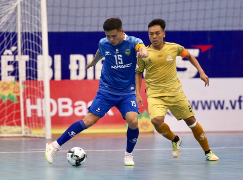 Giải futsal quốc gia 2021: Nhà vô địch lượt đi có dấu hiệu hụt hơi - Ảnh 1. Giải futsal quốc gia 2021: Nhà vô địch lượt đi có dấu hiệu hụt hơi - Ảnh 1.