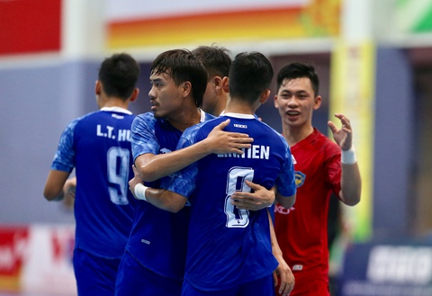 Giải futsal quốc gia 2021: Nhà vô địch lượt đi có dấu hiệu hụt hơi - Ảnh 2. Giải futsal quốc gia 2021: Nhà vô địch lượt đi có dấu hiệu hụt hơi - Ảnh 2.