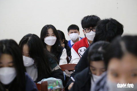 Học sinh lớp 10, 11 Đà Nẵng trở lại trường, thầy cô phải ‘làm tư tưởng’ cho phụ huynh - Ảnh 6. Học sinh lớp 10, 11 Đà Nẵng trở lại trường, thầy cô phải ‘làm tư tưởng’ cho phụ huynh - Ảnh 6.