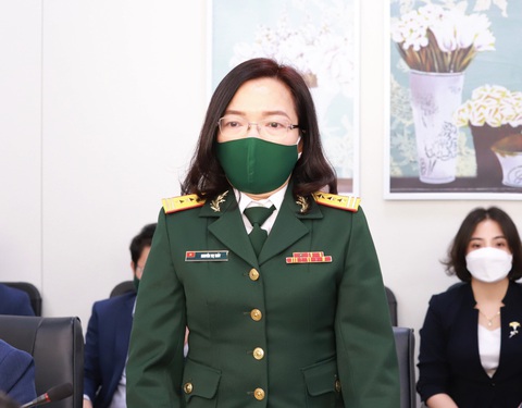 MB ủng hộ 5 tỉ đồng cho Bệnh viện điều trị người bệnh COVID-19 - Ảnh 2. MB ủng hộ 5 tỉ đồng cho Bệnh viện điều trị người bệnh COVID-19 - Ảnh 2.