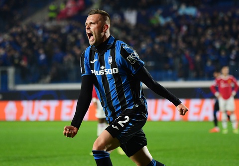 Ronaldo ghi hai bàn ở những phút bù giờ, Man Utd ‘thoát chết’ trước Atalanta - Ảnh 1. Ronaldo ghi hai bàn ở những phút bù giờ, Man Utd ‘thoát chết’ trước Atalanta - Ảnh 1.