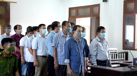 Vụ lộ đề thi công chức ở Phú Yên: Kỷ luật 3 lãnh đạo cấp sở - Ảnh 1. Vụ lộ đề thi công chức ở Phú Yên: Kỷ luật 3 lãnh đạo cấp sở - Ảnh 1.